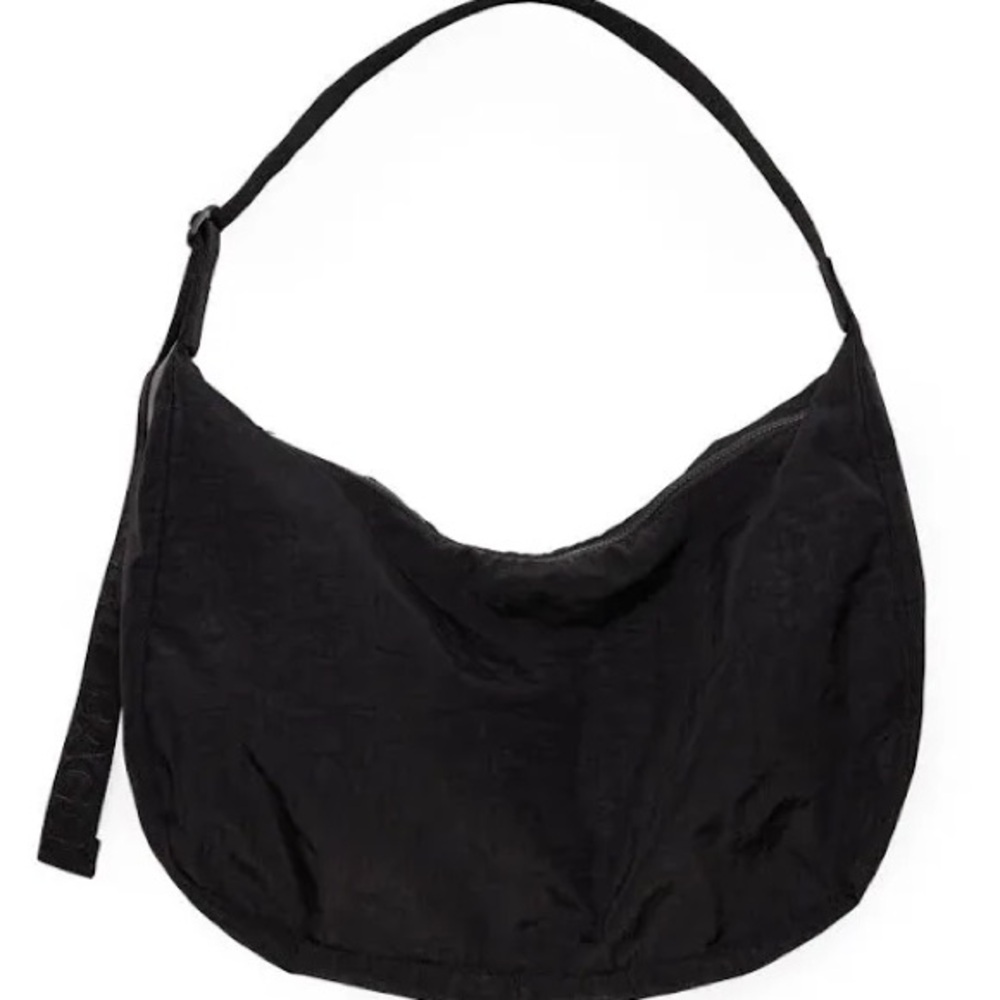 Black Large Crescent Bag by Baggu